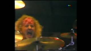 Download lagu Guns N' Roses - Mr. Brownstone (Live In Argentina / 1992) mp3