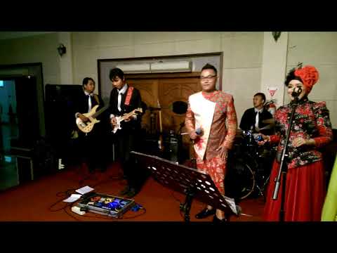 Ayo Ning Tuban (Dejavu Band feat Tyas,Yoel, Nur KDI) @Graha Sandiya