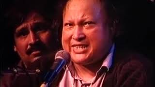 Mera Piya Ghar Aaya (Nusrat Fateh Ali Khan Live)
