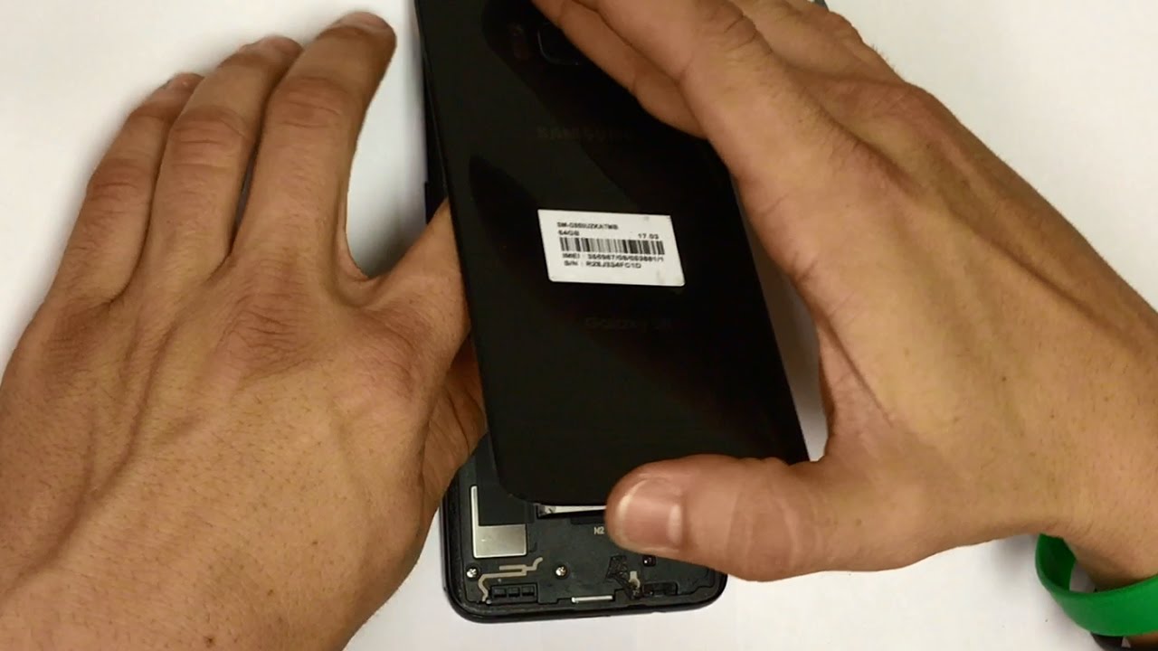 How to Remove the Samsung Galaxy S8 Back Glass Cover