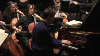 Rachmaninoff - Piano Concerto no. 3 - Víkingur Ólafsson part 4