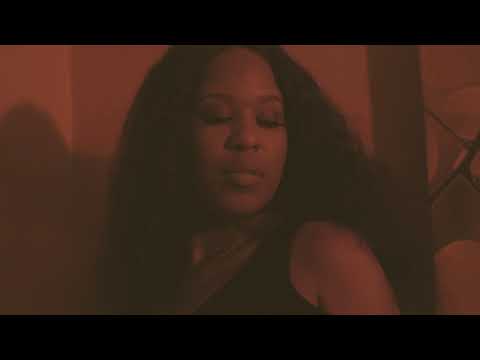 Sixela - Control (Official Music Video)