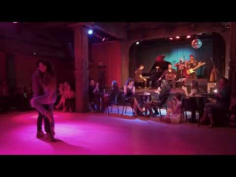 EL CACHIVACHE - Cecilia Garcia y Serkan Gokcesu - Emancipacion Tango Exhibición