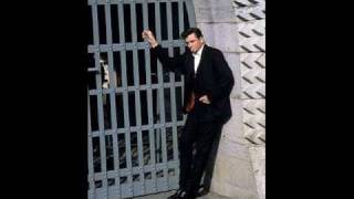 Chet Atkins "Folsom Prison Blues"