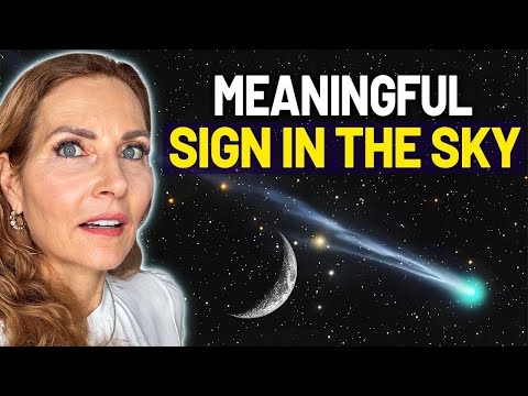 2 Comets At The New Moon | Absolutely Extraordinary!