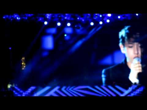 [FANCAM] 121123 SMTOWN SG - OPEN ARMS