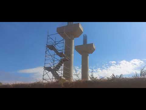 Obras da ponte sobre o rio sao Francisco mg