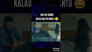 Download lagu Gak sadar kalau dia Hantu #edna #debunk #hantuviral #hantulucu #horor #hantu #filmmalaysia #komedi mp3