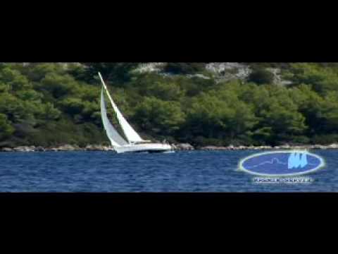 Klapa Maslina i Marina Tomašević DA NAM NIJE PISME DALMATINE (Hrf 2008)