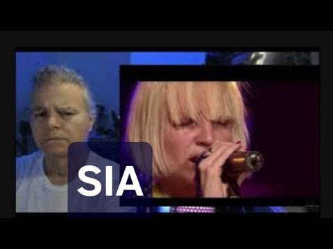🇦🇺 Reacting to SIA - "Breath Me"