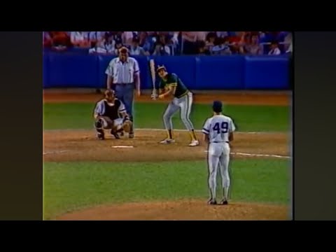 Jose Canseco's 1st MLB Hit (9-7-85)