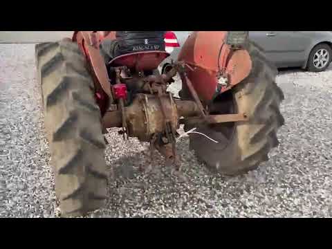 Video: Massey Ferguson 35 traktor 1
