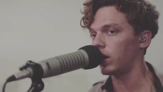 Oh Baby - Milkshakes (untitled live session)