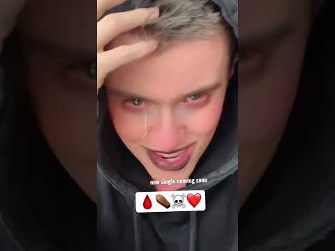 ITS NOT A PHASE MOM😭