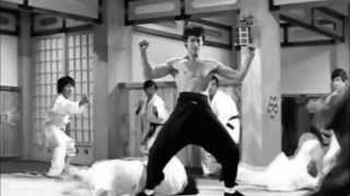 Bruce Lee Tribute -- Be water my friend (Empty your mind)