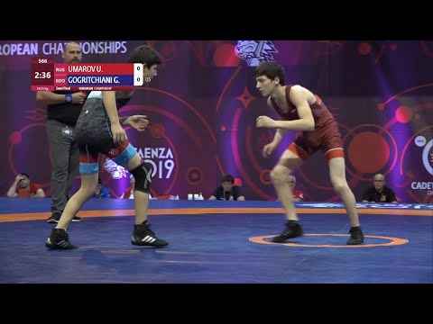 1/2 FS - 51 kg: U. UMAROV (RUS) v. G. GOGRITCHIANI (GEO)