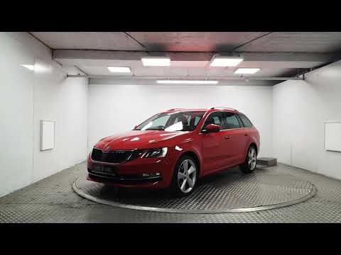 172D22011 Skoda Octavia Combi Style