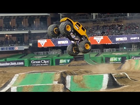 Monster Jam San Diego 2020 BroDozer (WINNING) Freestyle (Heavy D) 02/15/20