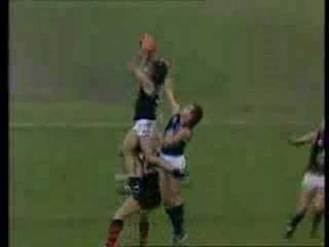 Kenny Hunter Classic floating speccie