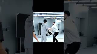 Download lagu Dreamies who always being chaotic in every condition 😅 ['Candy' Dance Practice Uncut] #nctdream mp3