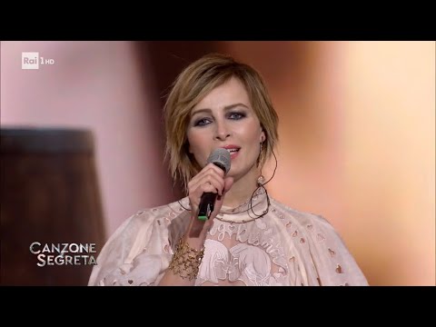 Violante Placido dedica "Amore che vieni, amore che vai" al padre - Canzone Segreta 19/03/2021