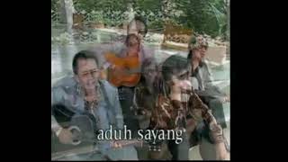 Download lagu FAVOURITES GROUP - Mawar Berduri mp3