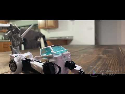 Jazz VS. Soundwave (Transformers stop motion)