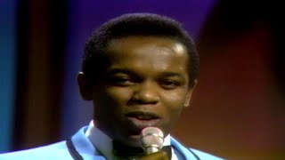 Lou Rawls &quot;Love Is A Hurtin&#39; Thing&quot; on The Ed Sullivan Show
