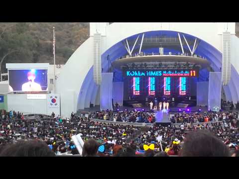 BLUSH & ZEA: 5 - KMF2013