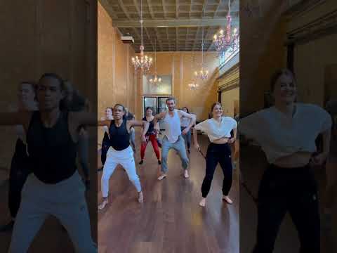 With our Eleggua crew dancing to the Güiro rhythm🖤❤️