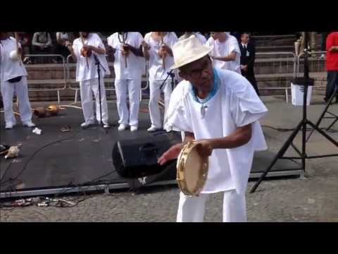 Orquestra de Berimbaus do Morro do Querosene - Samba de Roda - Virada Cultural - São Paulo -2013