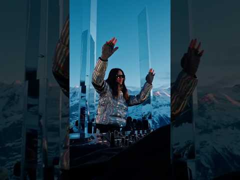 Brina Knauss - Live #melodictechno #electronicmusic #musiclovers #clubmusic