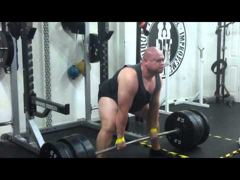 Taufiq on 220kg Deadlift x 5 reps @ The PIT Singapore