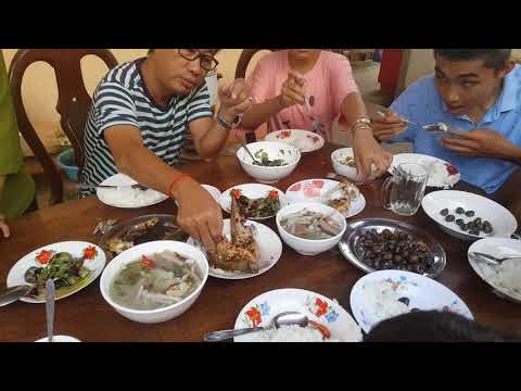Family Lunch - How Cambodian Eating Foods At Home - My Village Food Video
