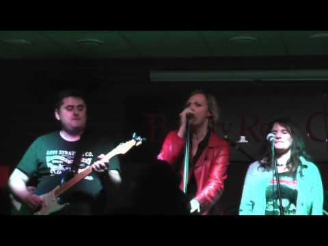 The Again, Bounty Rock Café 8.4.2016, Olomouc