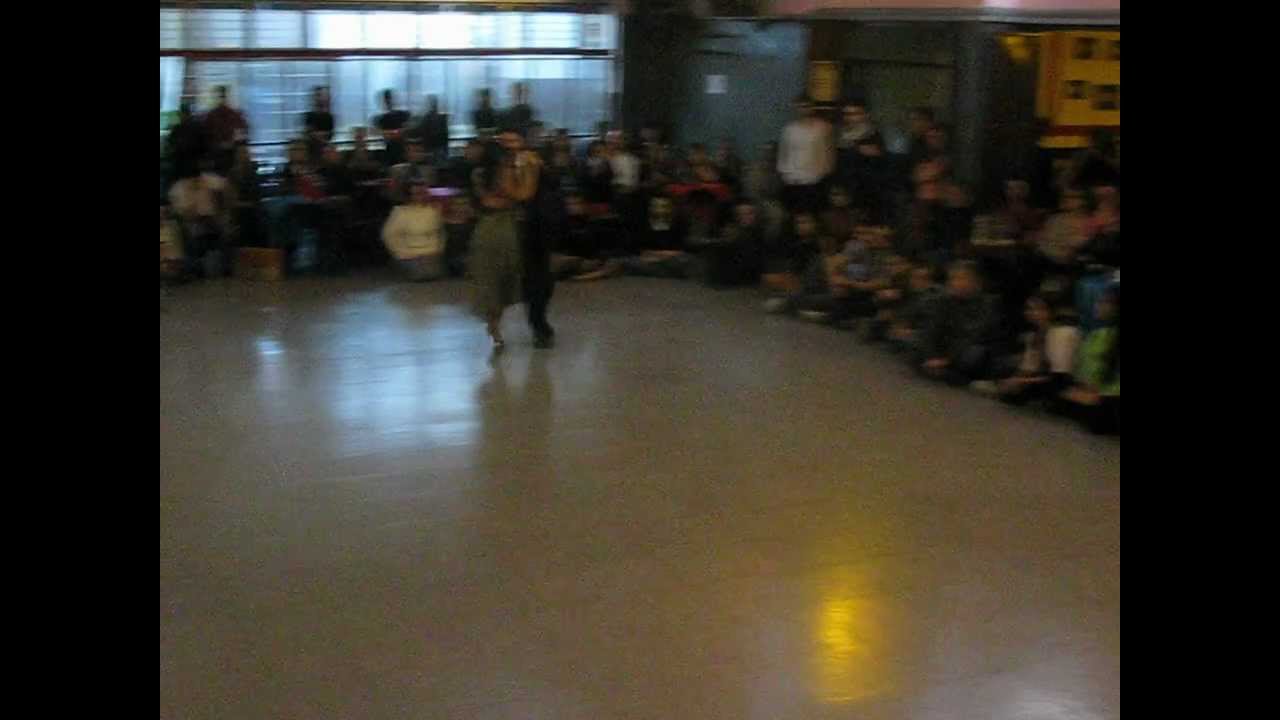 Video thumbnail for EZEQUIEL FARFARO y CORINA HERRERA en ¡Viva la Pepa! milonga (DOMINGOS DE MALCOLM) 4/4