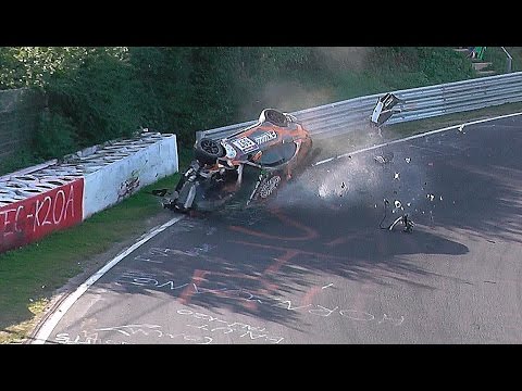 VLN HEAVY CRASH Roll-over BMW M235i Überschlag Nordschleife Nürburgring