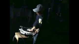 Video thumbnail for Dj Q-Bert - toying with his new Vestax QFO by FabiGER