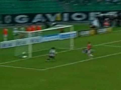 Assista aos gols de Figueirense 3 x 0 Joinville