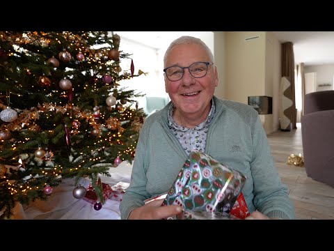 I blow, decorate, bake, fight with AI, play on the radio, and dive into the suitcase. Whether you...