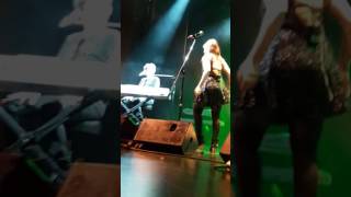 Fabi Cantilo y Fito Páez - Llego Tarde - Proyecto 33