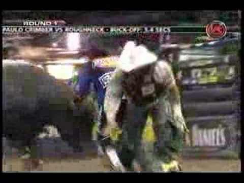 Adriano Moraes Vs. He's A Hornet