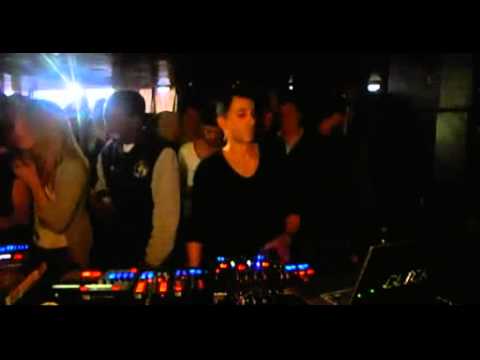 Dubfire playing Saso Recyd The Pilot @ Boiler Room Minus Takeover ADE