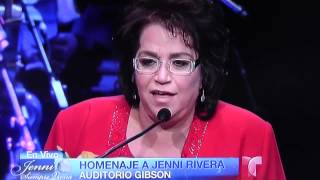 Homenaje a Jenni Rivera con la senora Rosa Rivera Madre de Jenni Rivera