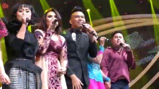 Download lagu THEME SONG- TOP 4 & ALL COMMENTATORS ,D'ACADEMY ASIA 26122015 FULL HD mp3