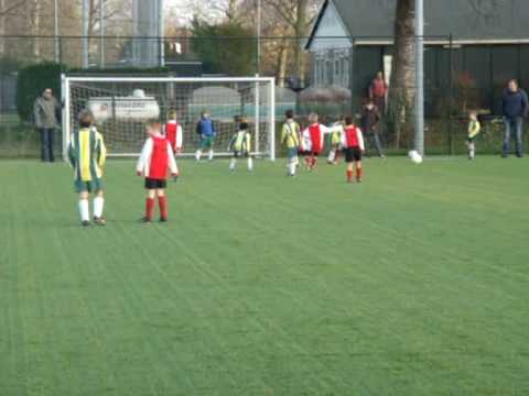 rkavv F9 tegen voorschoten F  uitslag 4-4  we zijn kampioen!!!!!!