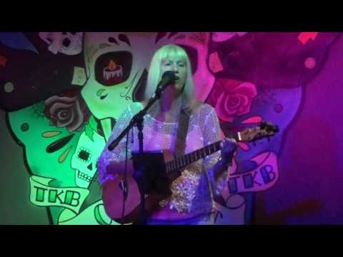 Don't Want To Say Goodbye (original) Lisa Walker 07.31.16