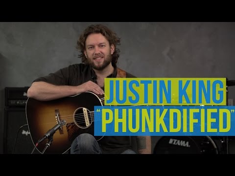 Justin King  - "Phunkdified" Performance at Guitar World