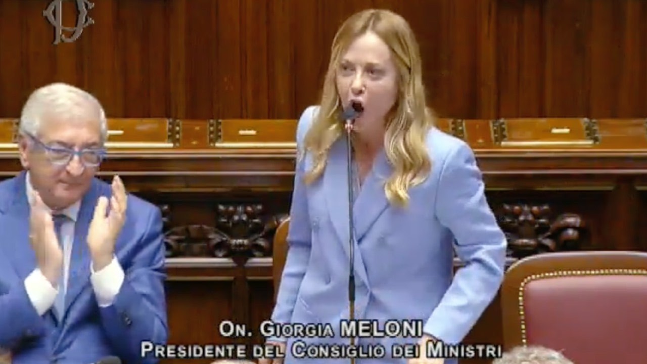 GIORGIA MELONI SCATENATA IN AULA: "MAI INDOSSATO GINOCCHIEDERE, SONO ARRIVATA QUI SENZA SCORCIATOIE"