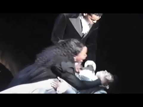 eliza screaming for 30 seconds straight